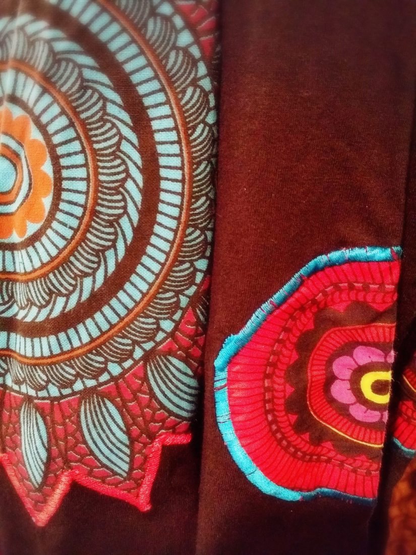 ネパール刺繍チュニック